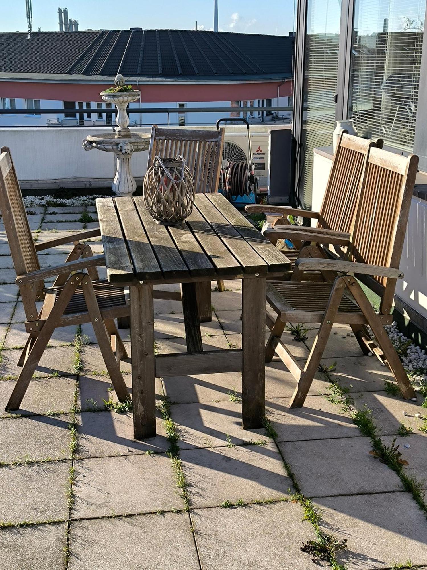 Im Herzen Von Wiesdorf- Blick Auf Das Bayer-Kreuz -Appartement Mit 2 Schlafzimmern-Fuer 3 Personen -Zentral Gelegen - Friedrich Ebert Platz 5A , 4Te Etage - Dachterrasse Und Sauna - Kaution Pflicht - Leverkusen Ngoại thất bức ảnh